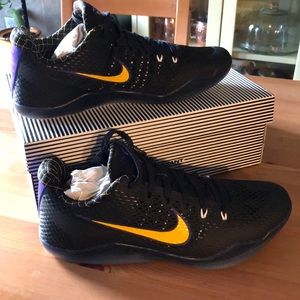 Kobe 11 Carpe Diem Sneakers